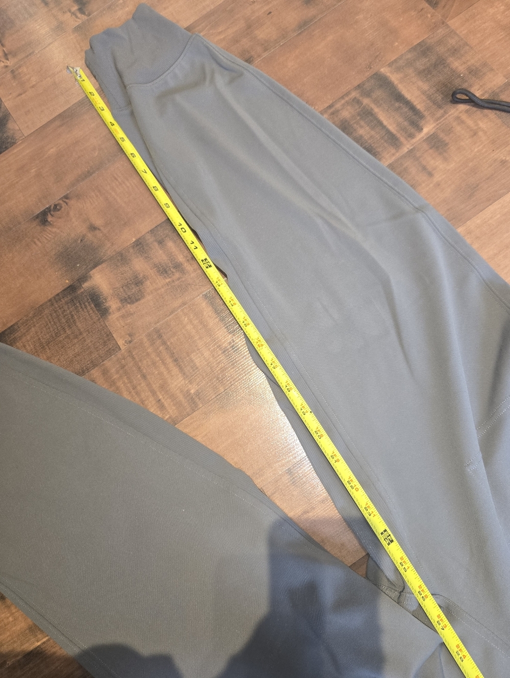 Athleta Venice Olive Joggers [Medium] Athleisure Stretch Comfort Pants - Picture 9 of 13